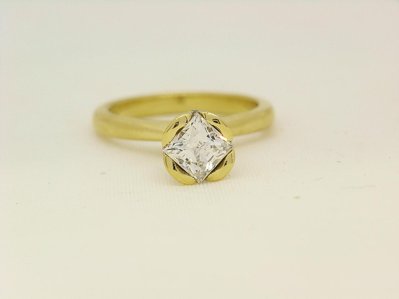 R10515 Princess Ring