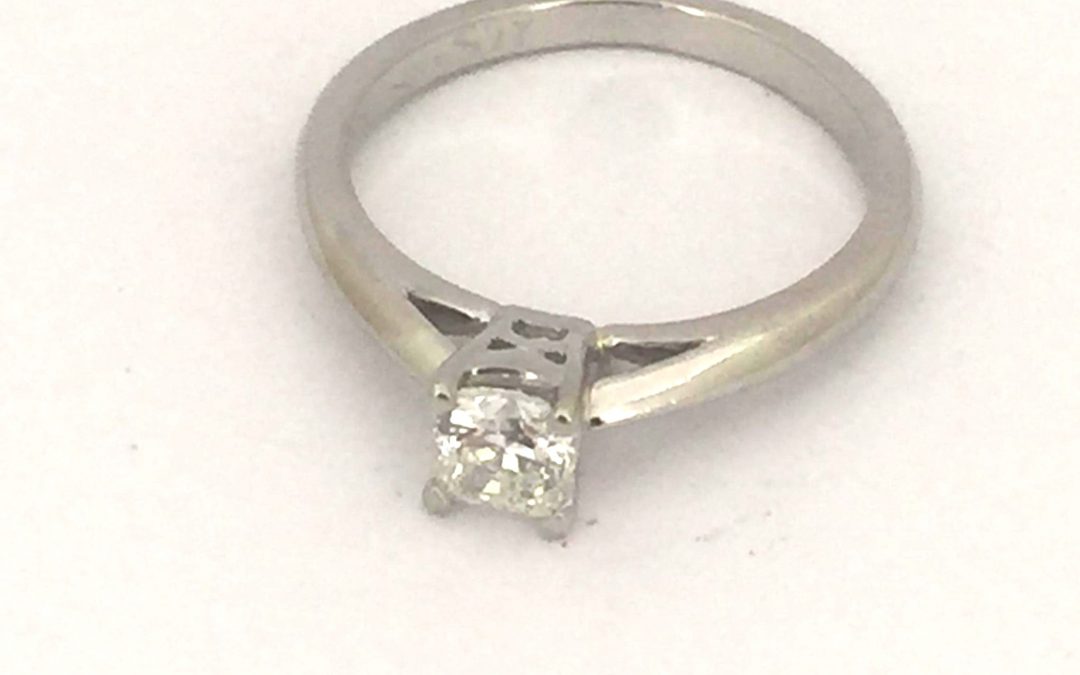 R11632 Engagement Ring