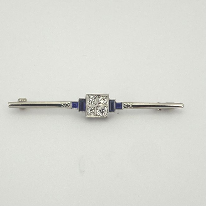 G35913 Diamond Brooch