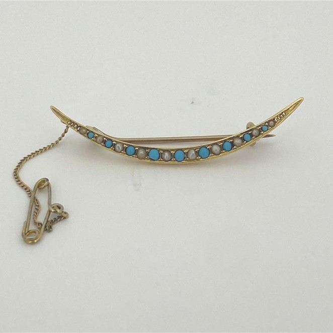 G35910 Turquoise Brooch